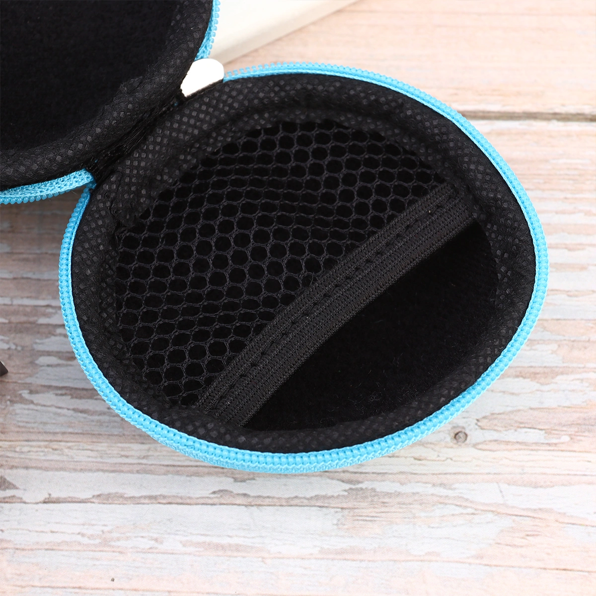 2pcs Round Oximeter Boxes EVA Portable Blood Oxygen Saturation Detector Hard Case (Black and Blue)