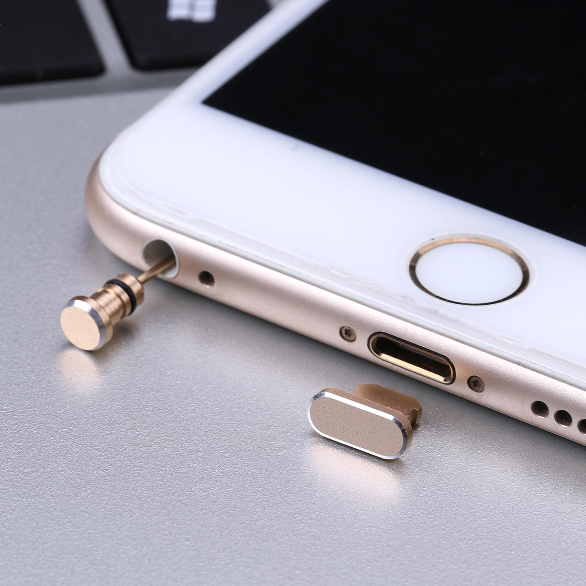 2PCS/ Set 3.5mm Earphone Jack Anti Dust Plug And Charging Port Plug for iPhone X/ 8 Plus/ 7 Plus/ 7/ SE/ 6 Plus/6S / 6/ 5S/ 5C/ 5/ (Golden)