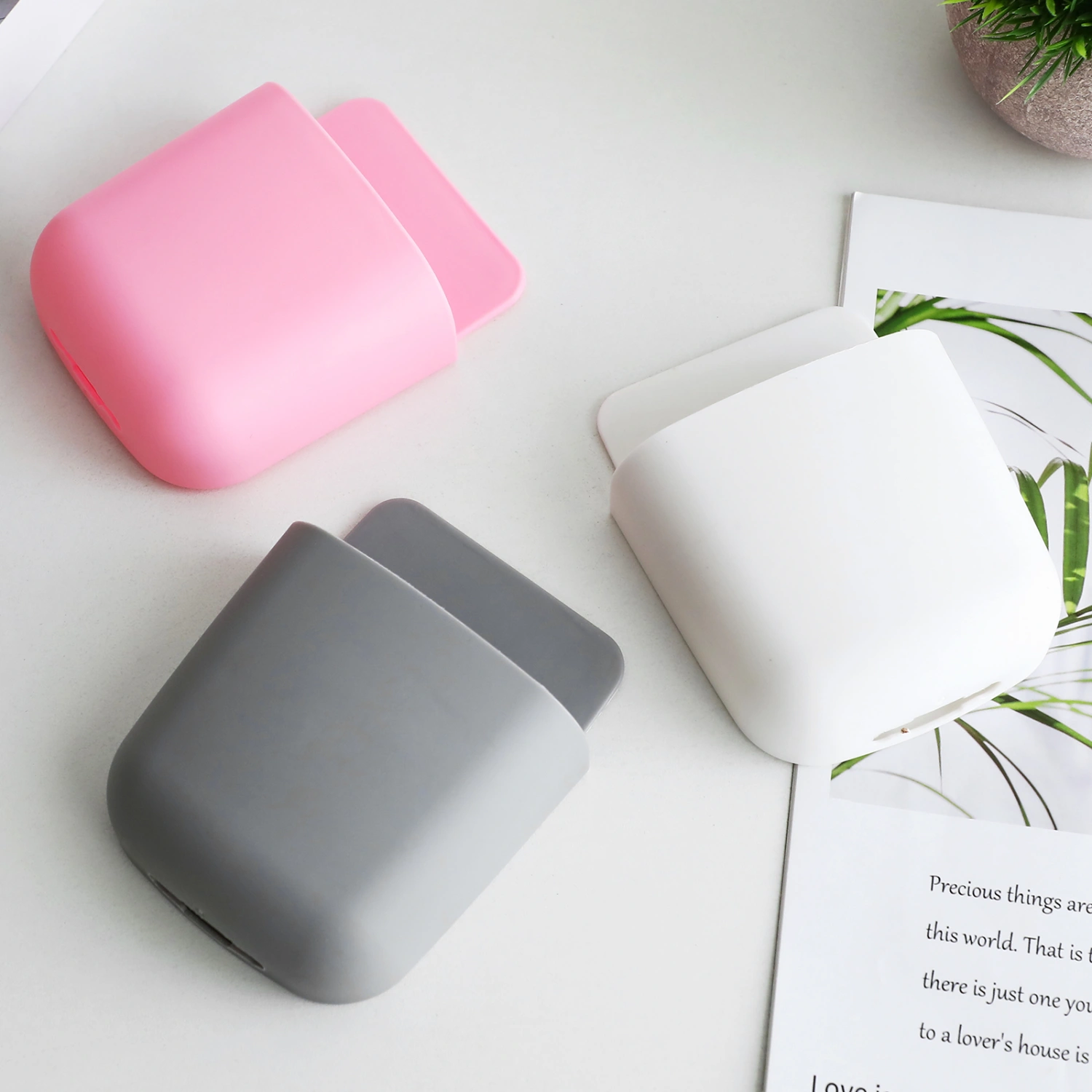 TOPBATHY 3pcs Wall-mounted Storage Box Multifunctional Cell Phone Charging Rack Hanging Storage Container (White + Pink + Gray)