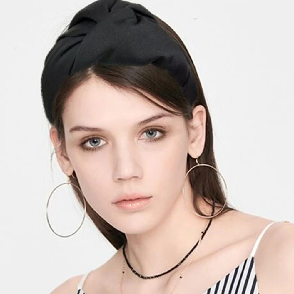 Woman Fashion Hair Delicate Hair Band Creative Headband Cloth Wide Hair Simple Hair Accessory (Black)