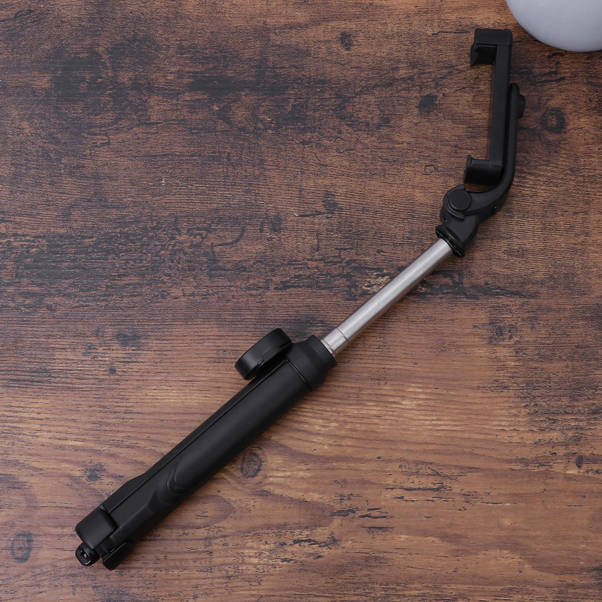 PortativeSelfie Stick Mobile Phone Universal Multi-function Tripod (Black)