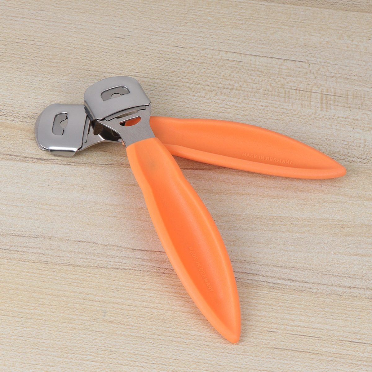 3pcs Foot Care Pedicure Callus Shaver Hard Skin Heel Shaver Rasp Cutter Pedicure Tool Non-slip Handle (Orange)