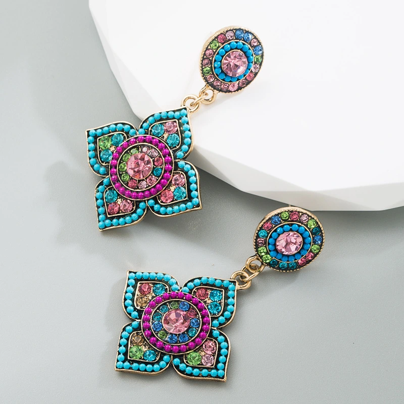 High-grade Colorful Crystals Palace Style Beautiful Flowers Earrings