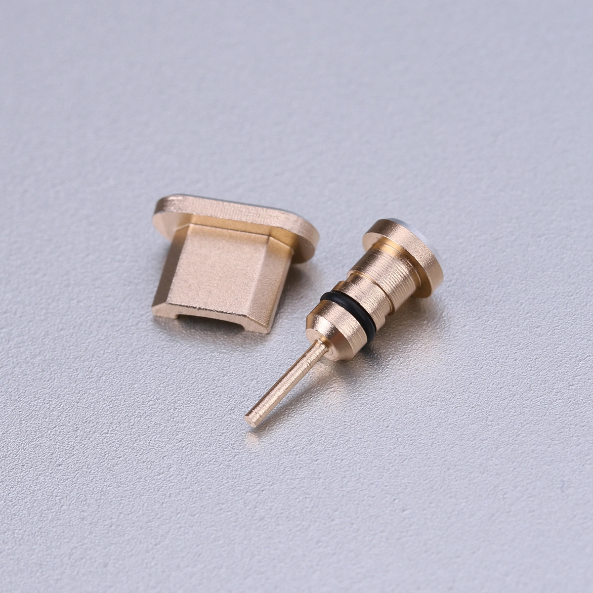 2pcs/ Set 3.5mm Earphone Jack Anti Dust Plug And Micro USB Port Plug for Android Phones Galaxy S7/ S7 Edge/ Motorola Moto G5 Plus/ Galaxy J7 2016/ Xperia S/ Huawei Honor 6X/ HTC/ LG (Golden)