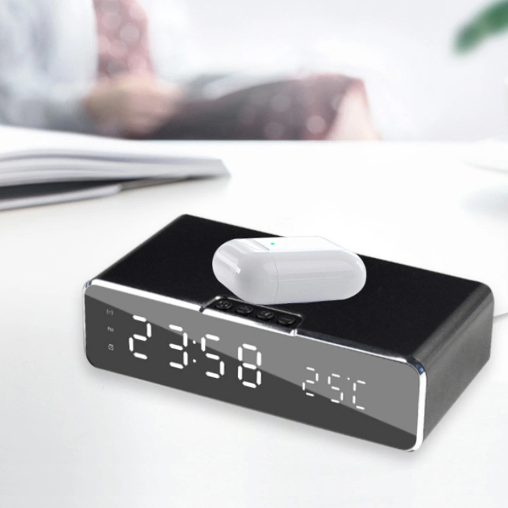 1 Set Multipurpose Wireless Charger Phone Dock Clock Earphone Phone Charger