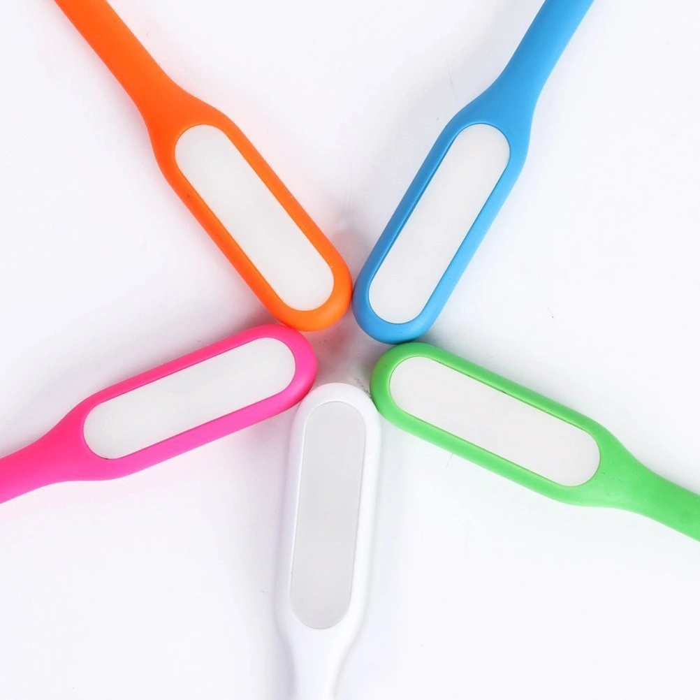 Portable 5V 1.2W USB LED Lamp Light Reading Lamp for Power Bank Computer (Random Color)