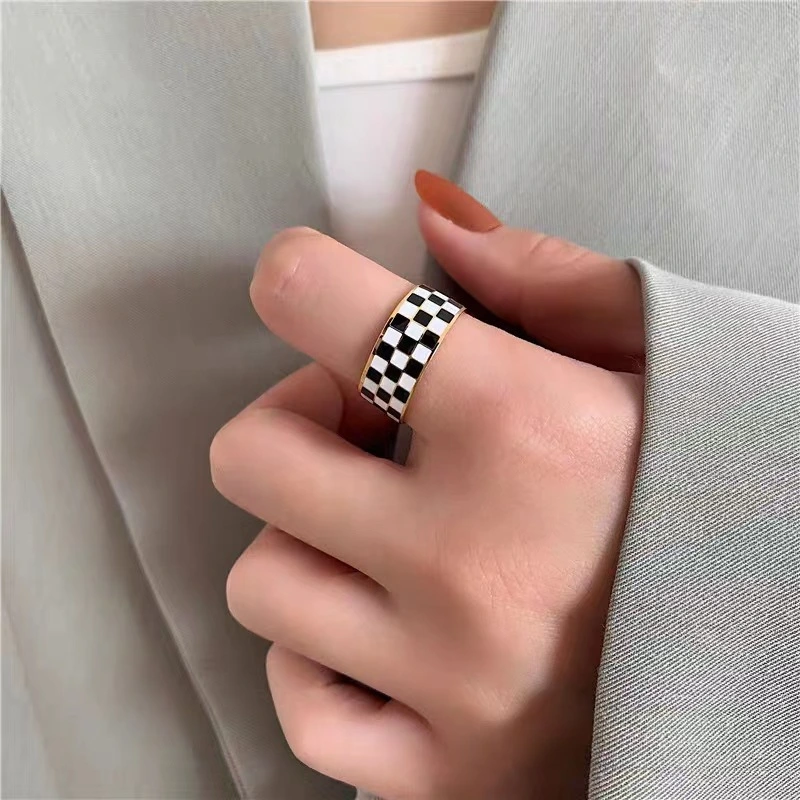 Black-white Checkerboard Female Grid Color Matching Open Ring