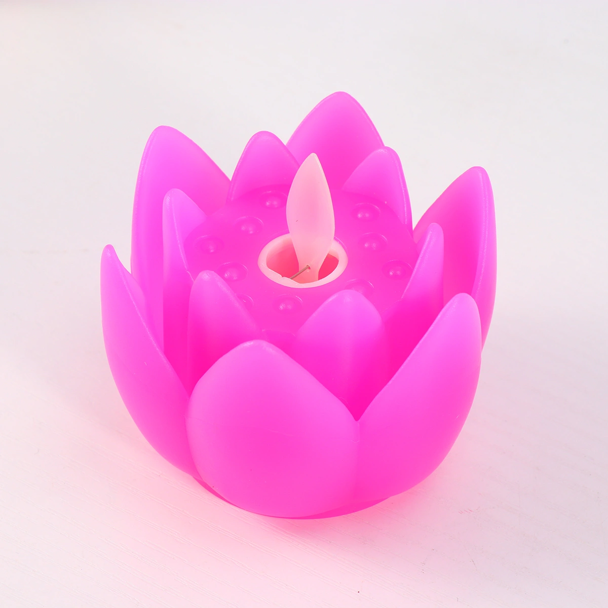 Flameless LED Candle Simulation Lotus Shaped Candle Realistic Dancing LED Candle Flower Decorative Light - with Batteries (Purple)