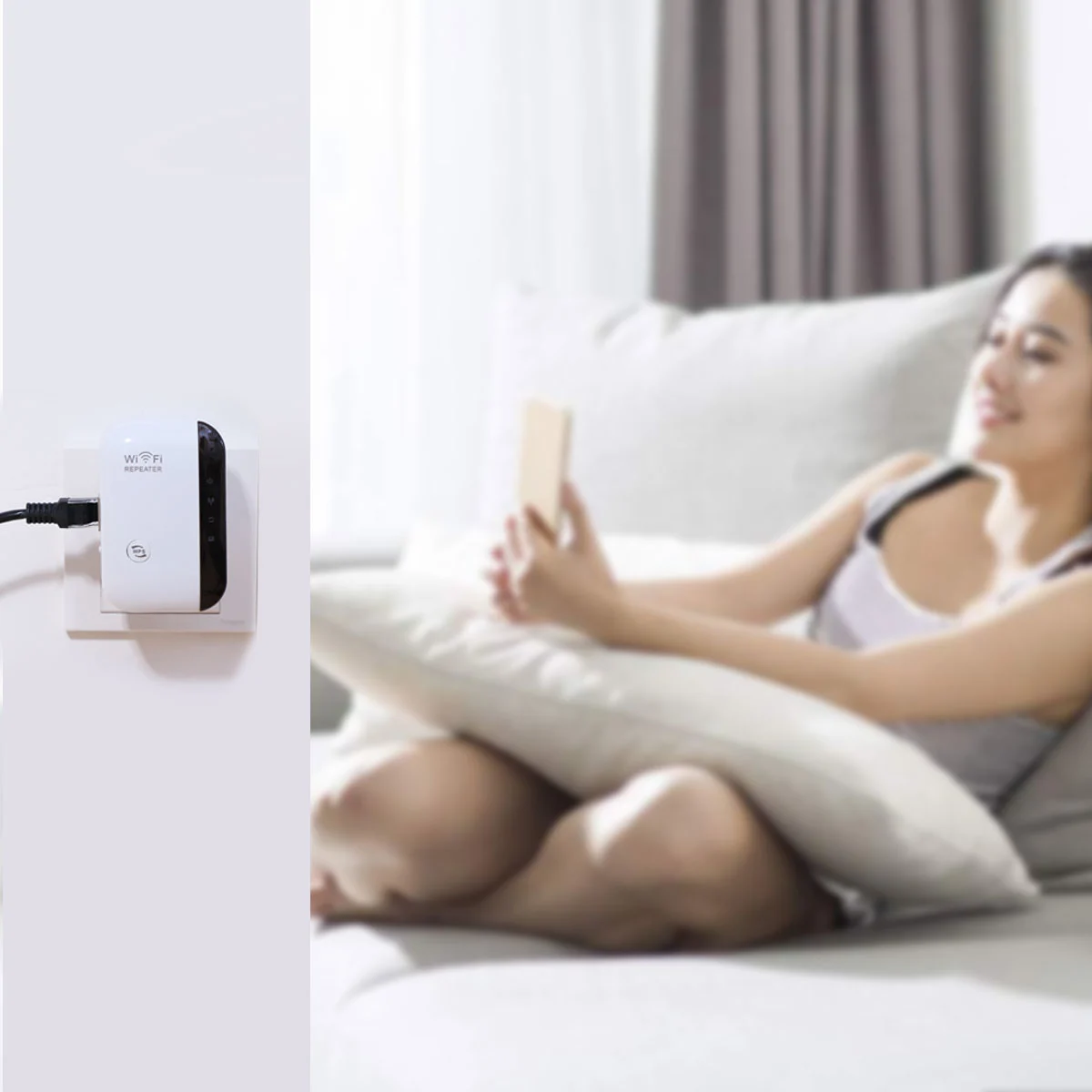 Wi-Fi Signal Repeater Wireless Signal Booster 2.4GHz Band Up to 300 Mbps Supports Router Mode Repeater Access Point Wi-Fi Range Extender with US Plug