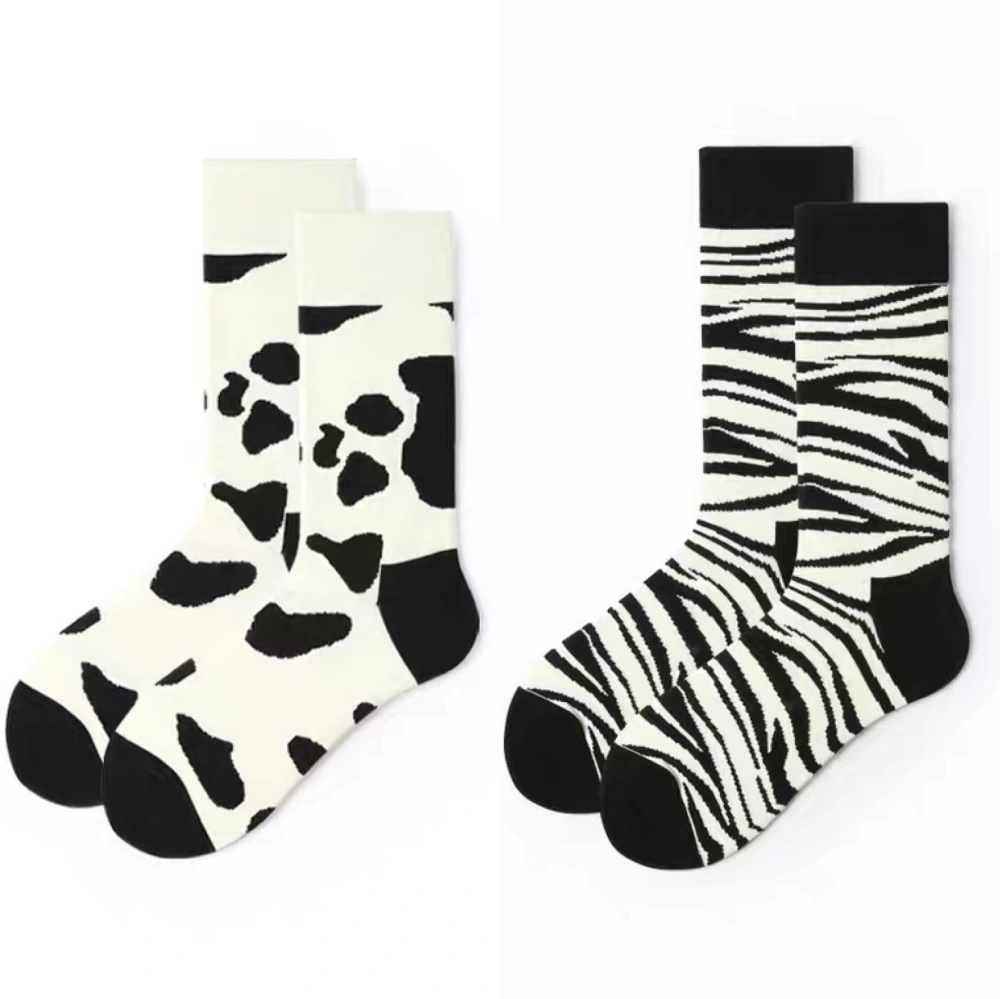 New Women's Spring and Autumn Socks, Dairy Cow Pattern Middle Tube Socks, White Sports Trend Sports Socks