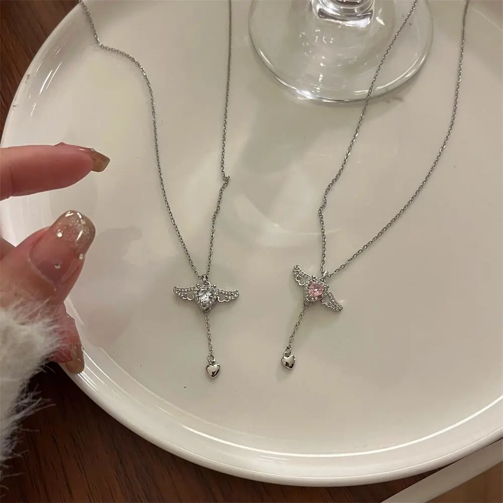 Female With Hearts Zircon Romantic Angel Clavicle Chain