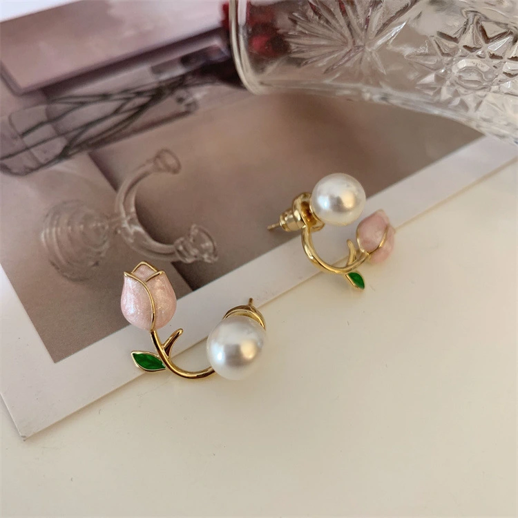 1 Pair Tulip Ear Studs Flower Earrings Women Ear Jewelries Small Ear Studs Pearl Stud Earrings