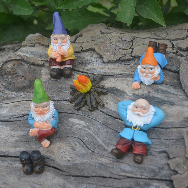 6Pcs Small Gnome Ornaments Garden Mini Dwarf Decors Resin Dwarf Statues Garden Landscaping Decors