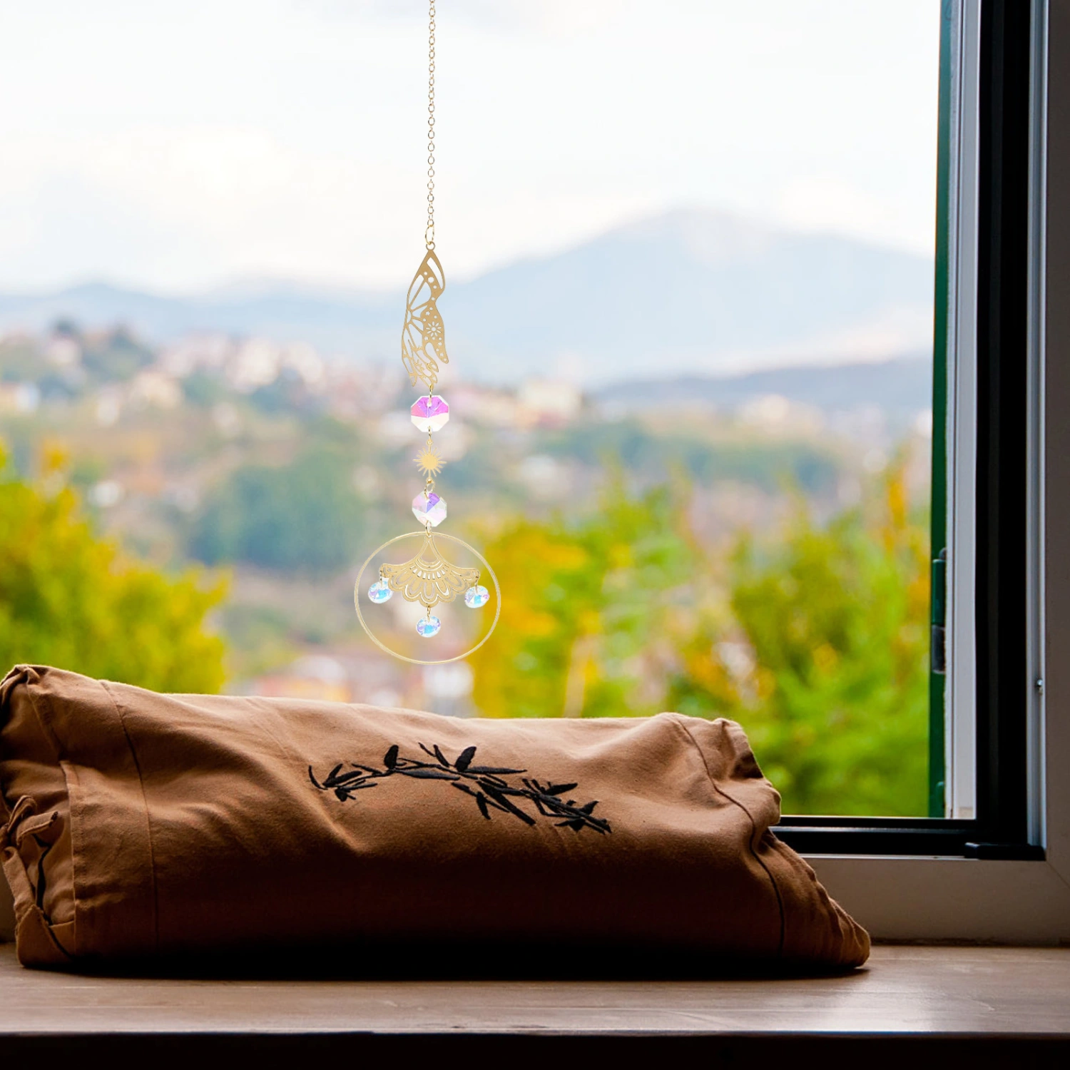Garden Layout Crystal Suncatcher Outdoor Hanging Crystal Ornament Exquisite Suncatcher Pendant