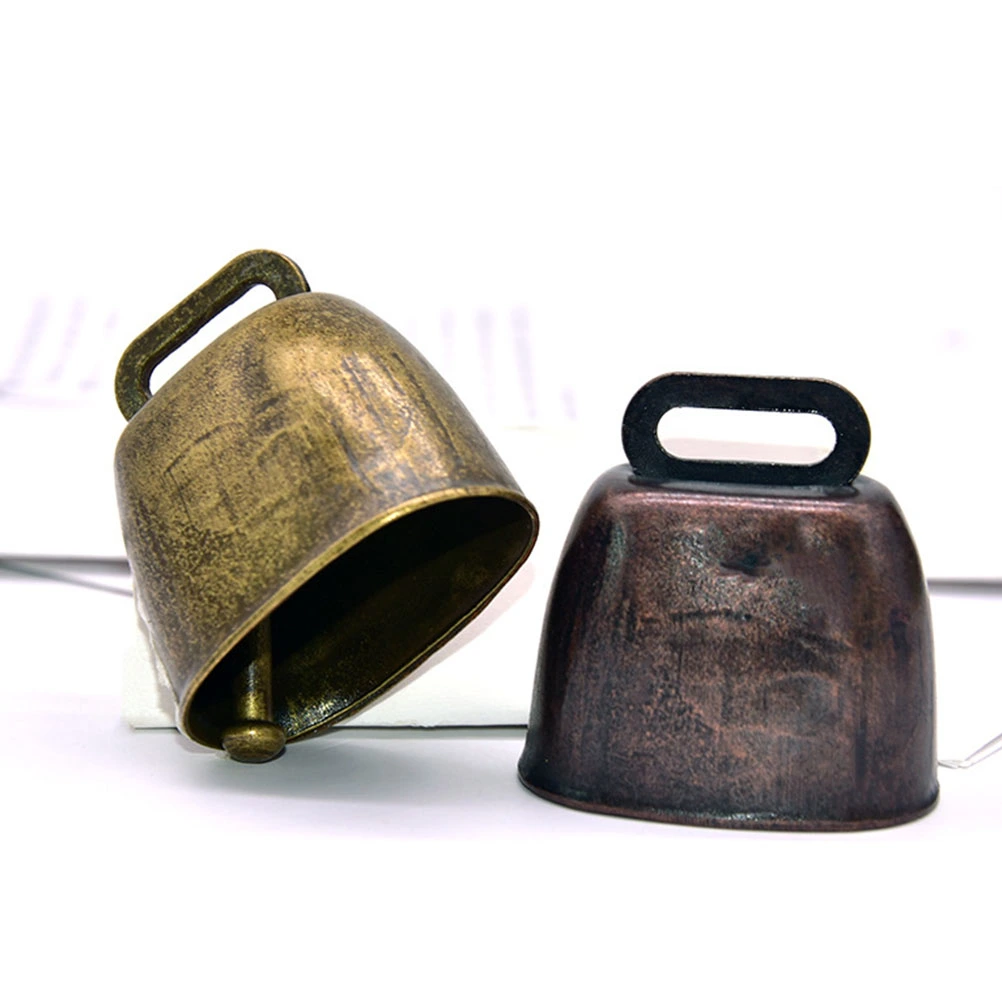 4pcs Metal Cow Bells Loud Calling Bells Farm Cattle Cowbells Animal Anti-lost Accessories