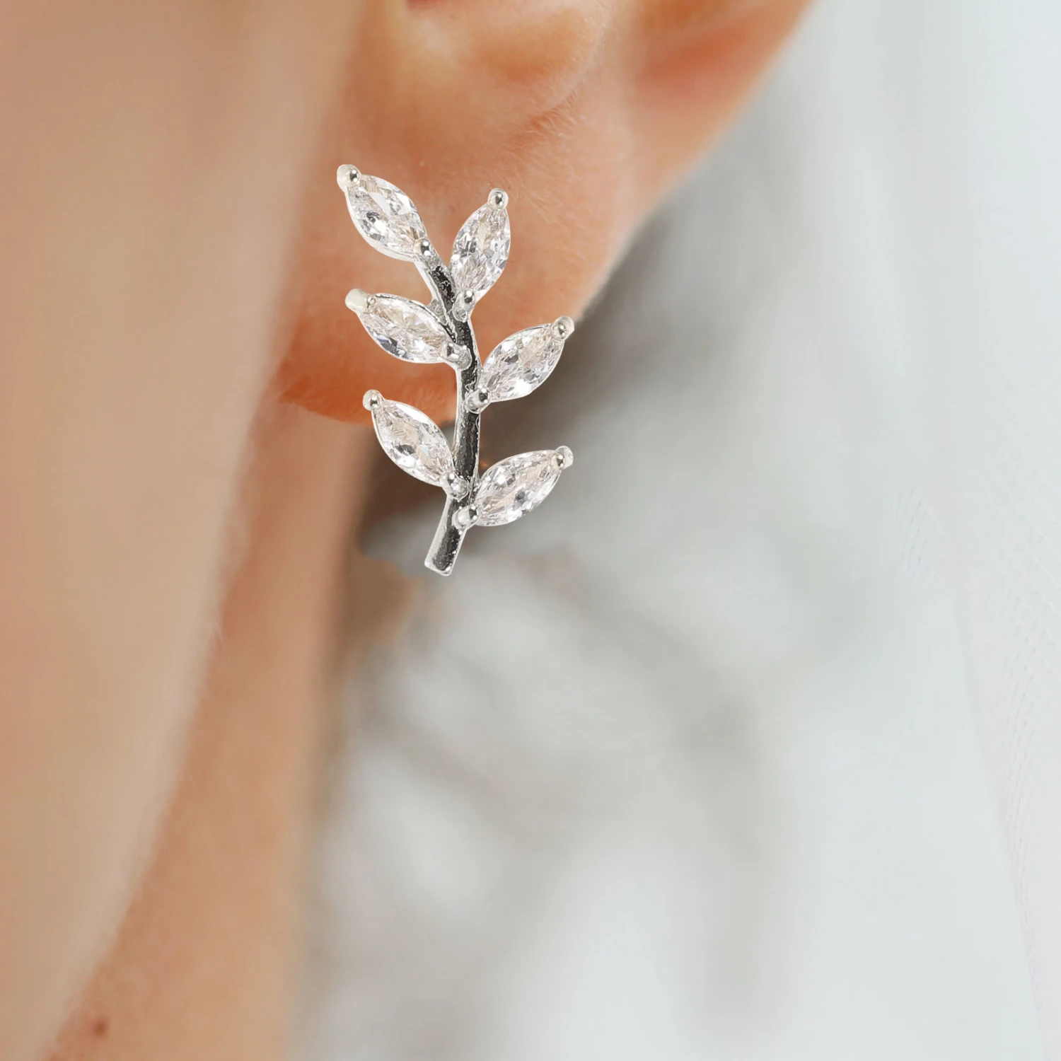 1 Pair Leaf Earrings Zircon Earrings Stud Earrings Trendy Earrings Decorative Earrings