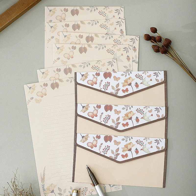 4 Sets of Cartoon Envelopes Writing Paper Letter Stationery Set Paper Letter Kit Envelope Kit