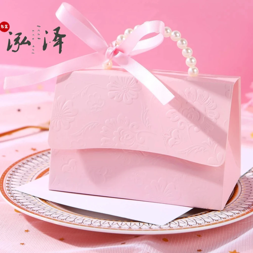 2pcs Exquisite Gift Wrapping Box Flower Bouquet Packing Box Paper Made Present Wrapper With Pearl Chain