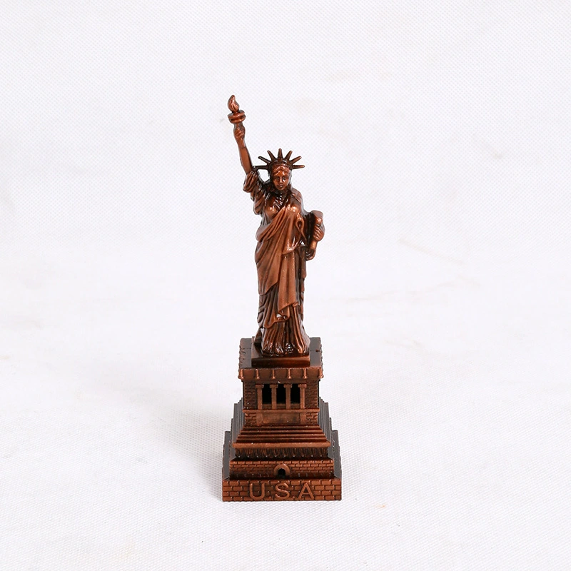 Statue of Liberty Office Decor Bookshelf Ornament Metal Statue Of Liberty Decor