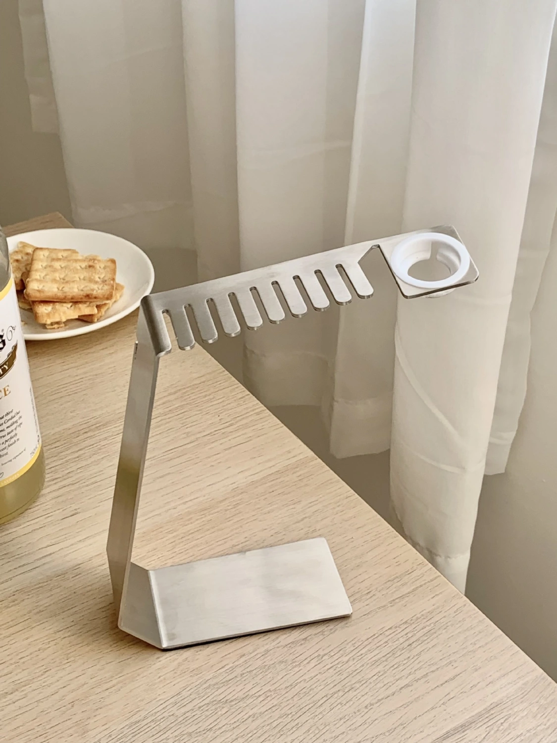 Multi-functional Watch Strap Storage Rack Desktop Smartwatch Charger Stand Metal Watch Strap Holder