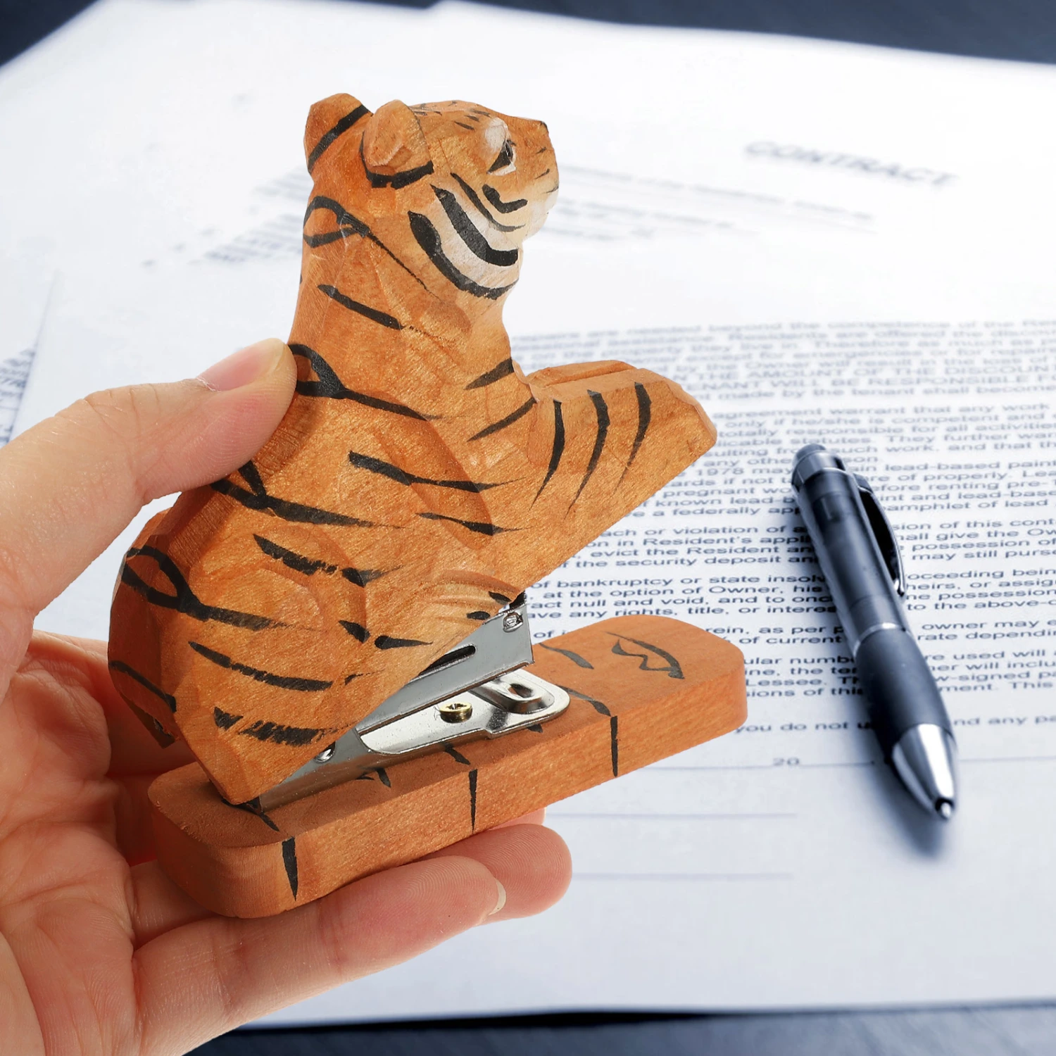 Animal Stapler Adorable Stapler Reusable Stapler Funny Stationery Wood Animal Statue