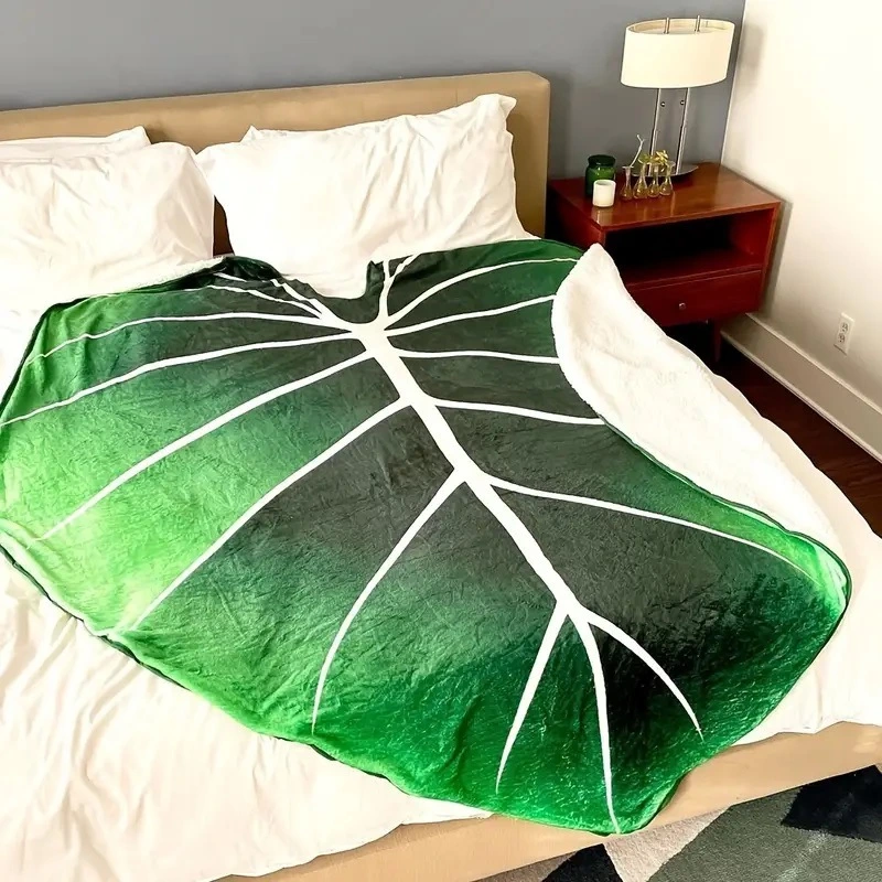 Office Nap Blanket Plush Blanket Air-conditioned Nap Blanket Plush Leaf Blanket for Sleeping