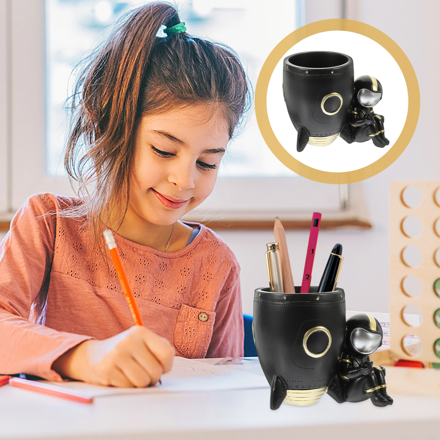 Astronaut Pen Holder Resin Cartoon Astronaut Pencil Pot Multi-purpose Pen Holder