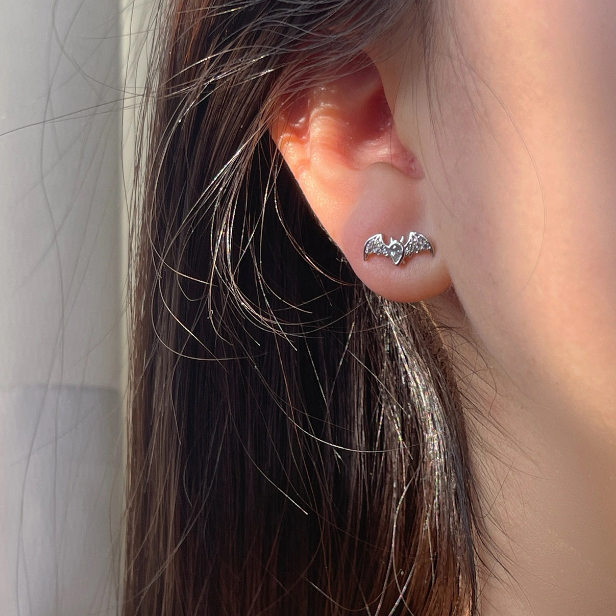 1 Pair Women Ear Studs Bat Earrings Teen Girls Ear Jewelries Gothic Stud Earrings Small Ear Studs for Halloween