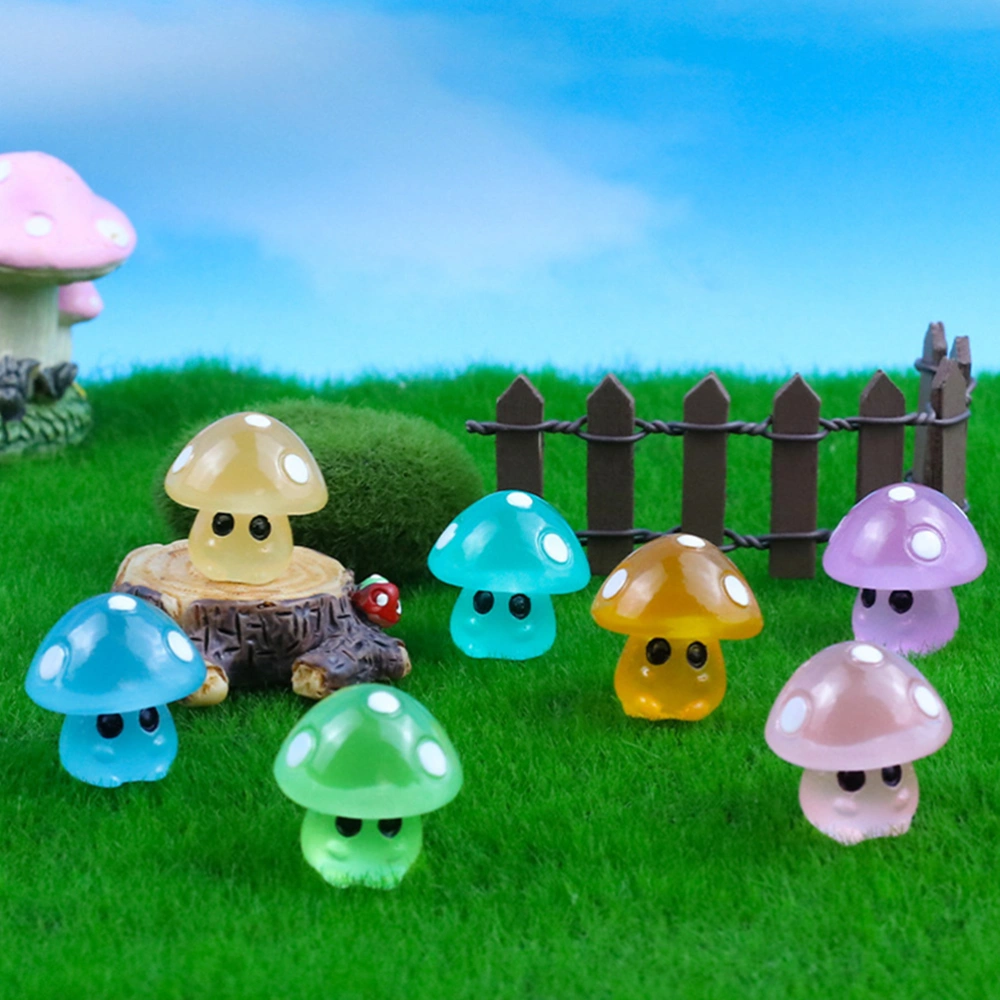 35pcs Mini Glow in the Dark Mushroom Ornaments Miniature Figurines Simulation Miniature Mushroom Decorations