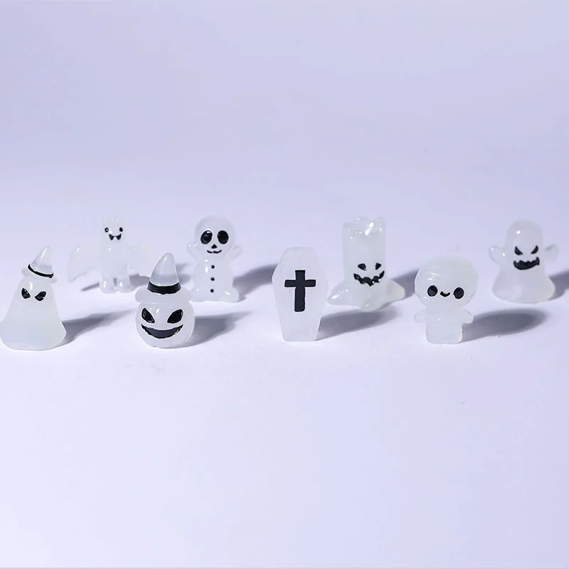 8pcs Glow In The Dark Decoration Halloween Theme Desktop Ornament Resin Craft Luminous Halloween Adorn