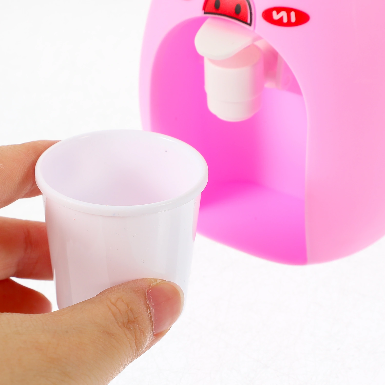 Mini Water Dispenser Kids Cartoon Water Machine Kids Drinking Water Fountains Toy