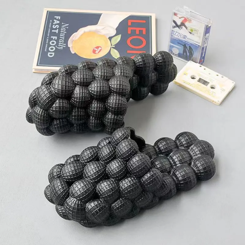 1 Pair Reusable Slippers Indoor Slippers Bubble Slides Mens Slippers House Slippers Hotel Sandals