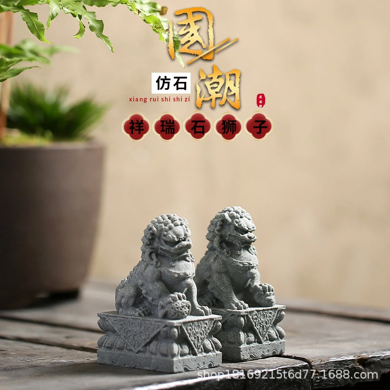 1 Pair Of Mini Lion Statue Decorative Micro Landscape Lion Sculpture Lifelike Lion Figurine