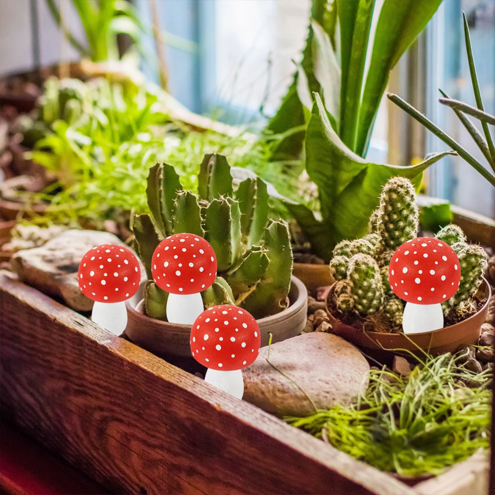 2pcs Wood Mushroom Imitation Mushroom Ornament Garden Micro Landscape Decorations