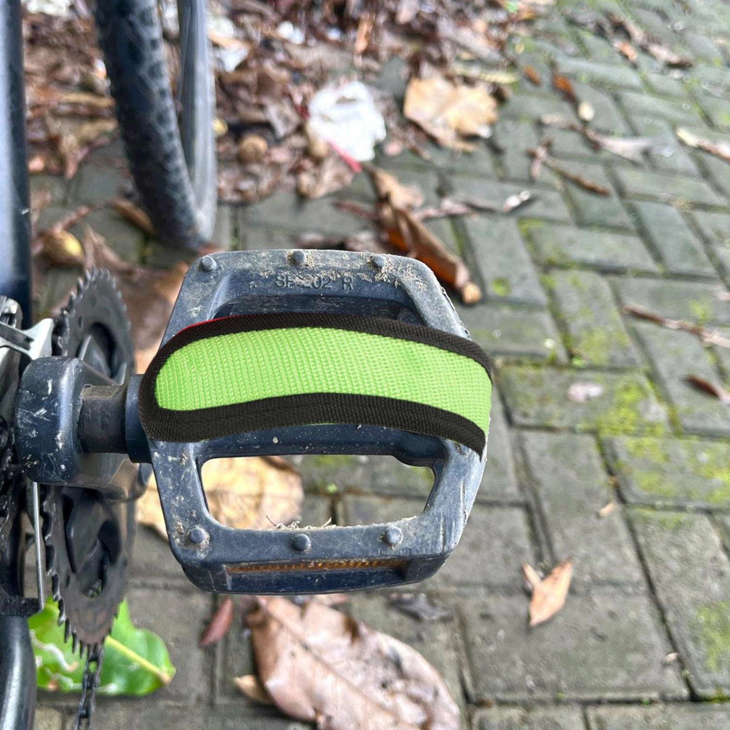 4 Pairs Exercise Bike Pedal Straps Gym Cycle Pedal Straps Adjustable Footrest Straps