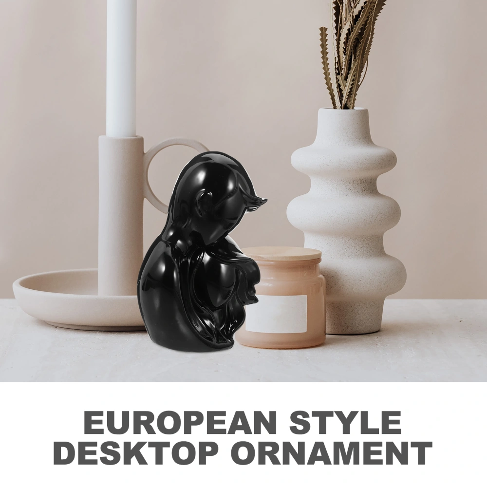 European Style Desktop Ornament Ceramic Cuddling Couple Statue Minimalist Home Decor