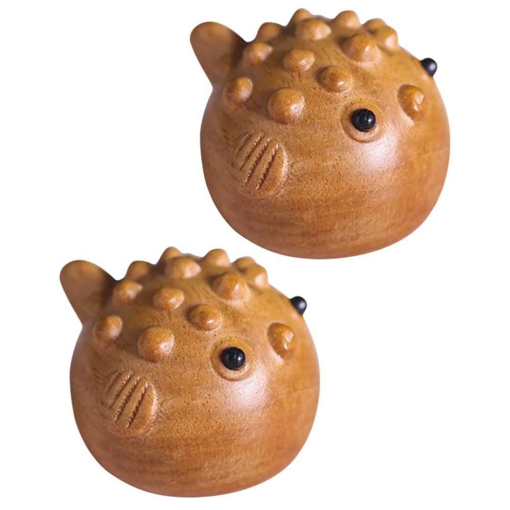 2pcs Simple Style Wooden Globefish Ornament Chic Wood Fish Shaped Adornment For Home