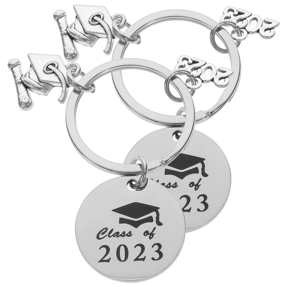 2Pcs Graduation Keychains Stainless Steel Graduation Key Rings Gift Bag Hanging Decors