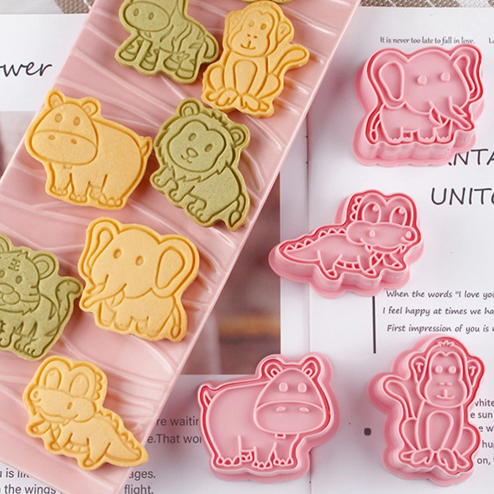 8pcs Animal Cookie Mold Plastic Baking Molds Cookie Stamps Cookie Cutters