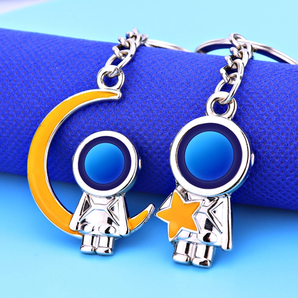 1 Pair Astronauts Keychain Funny Spaceman Key Chain Key Ring Backpack Bag Decor Couple Gift
