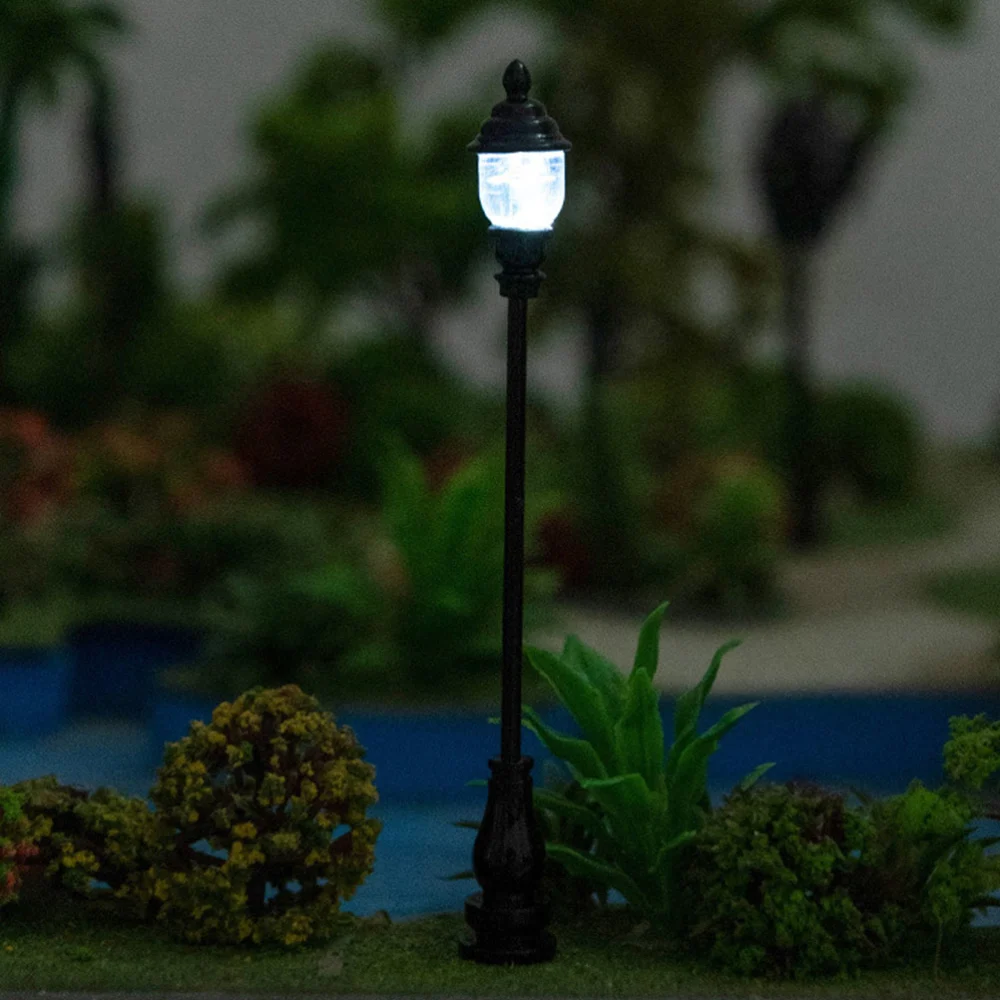 8pcs Mini Yard Lamp Models Sand Table Street Lamp Models Yard Light Models Sand Table Ornaments