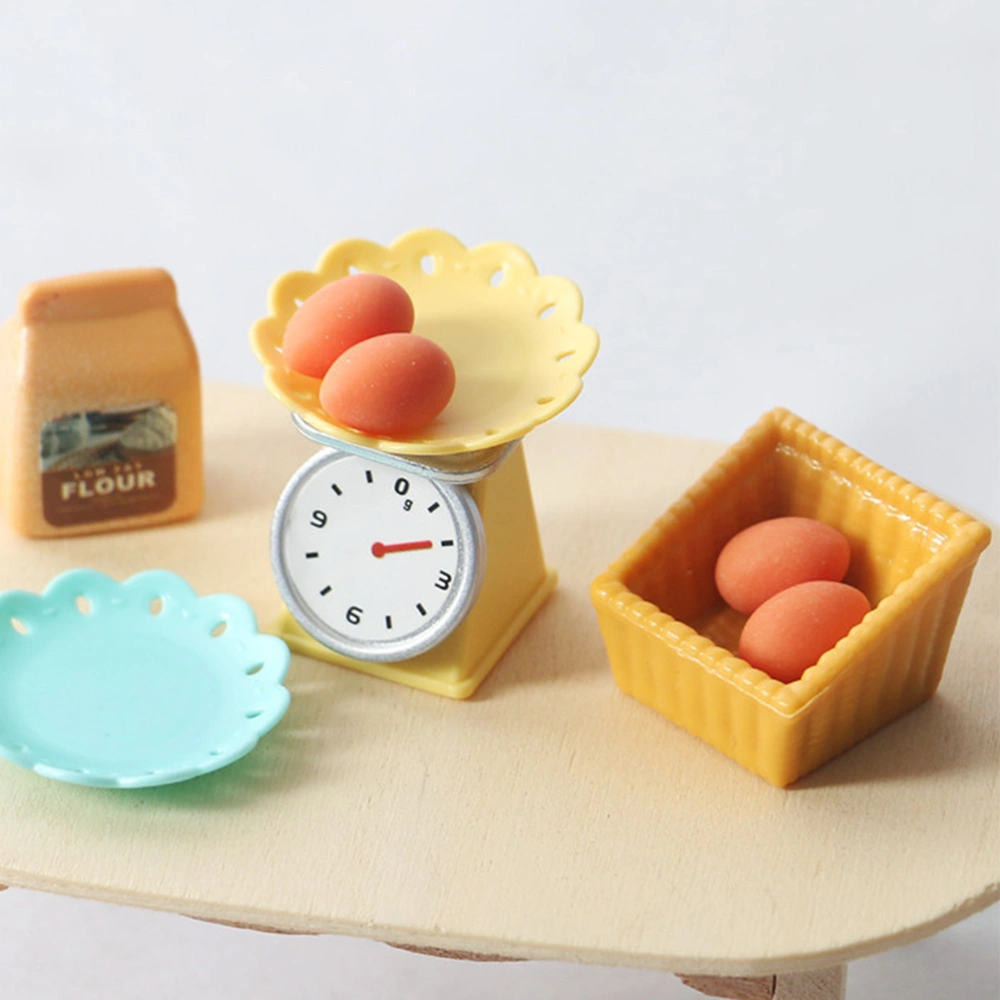 1 Set of Simulated Kitchenware Pocket Toy Mini Toy House Layout Toy Mini Scale Egg Basket Model