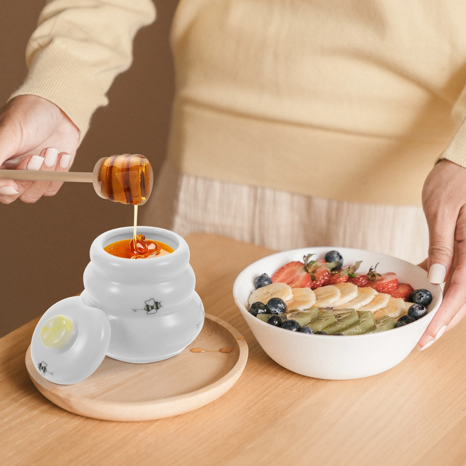Honey Pot with Dipper Stick Ceramic Honey Jar with Lid Bee Honey Jar Container for Kitchen
