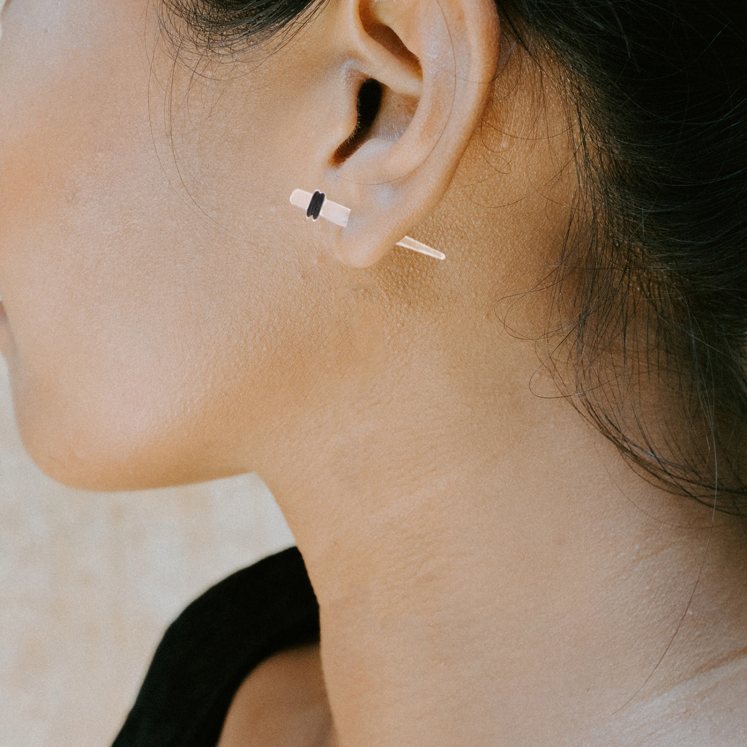 1 Set  Ear Gauge Plugs Stretching Ear Tunnels Expander Septum Ring Plug Earrings