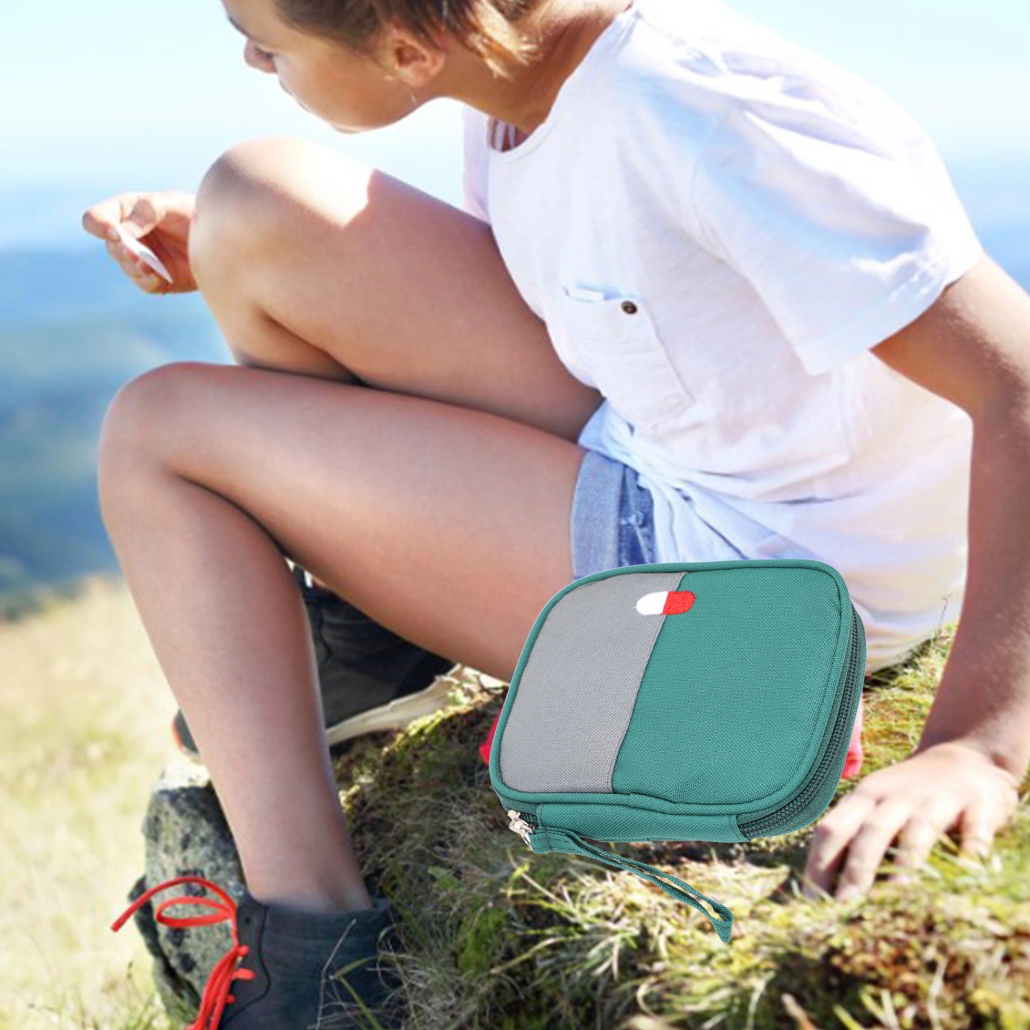 Mini Medicine Storage Bag Travel Mini First Aid Pouch Portable Mini First Aid Kit Storage Bag