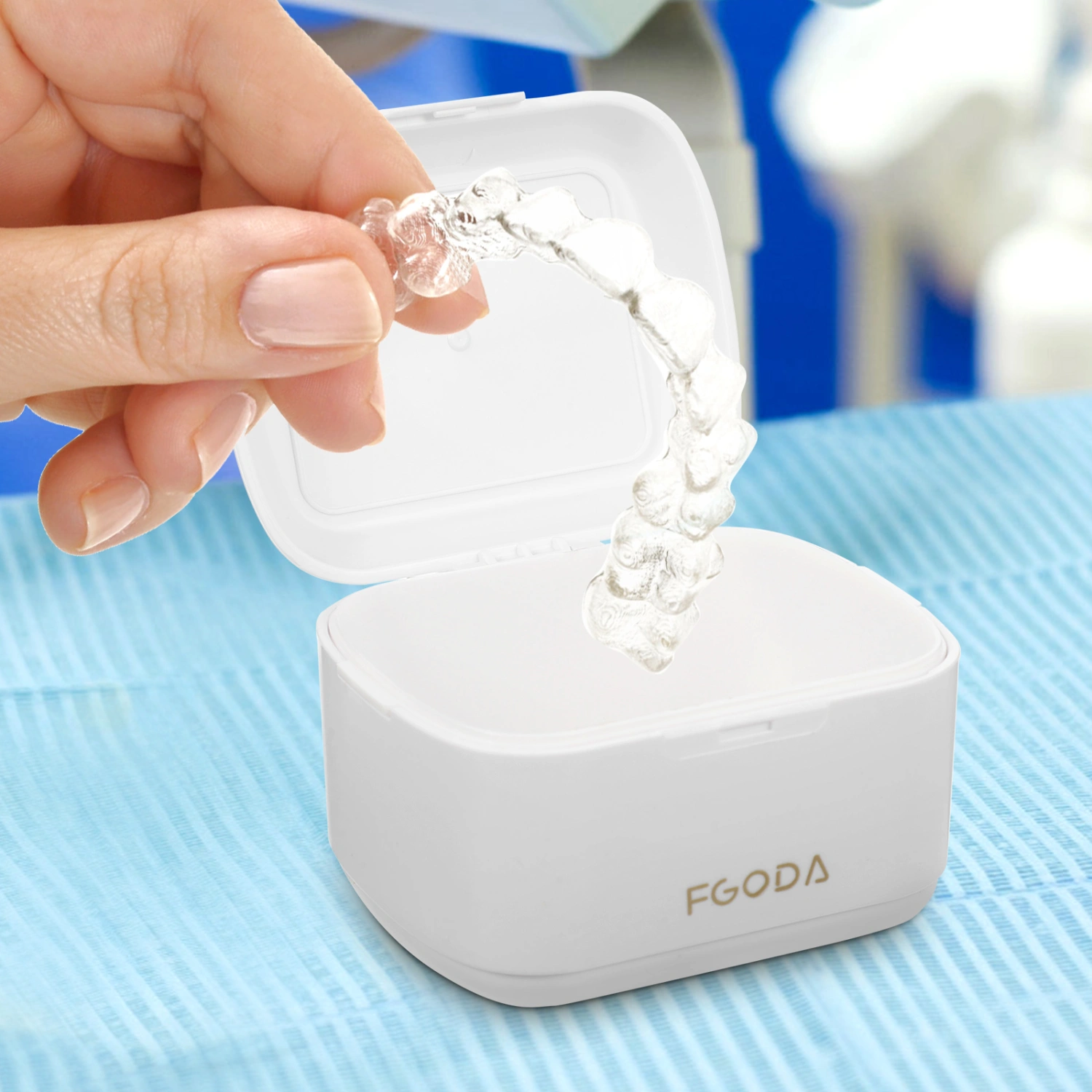 Denture Bath Case Orthodontic Retainer Box Denture Cleaning Box Portable Brace Retainer Case