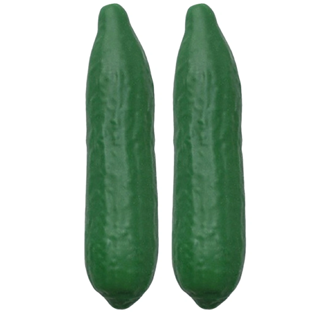 2Pcs Cucumber Shaped Toys Lovely Cucumber Squeeze Toys Party Relaxing Playthings Kid Toys