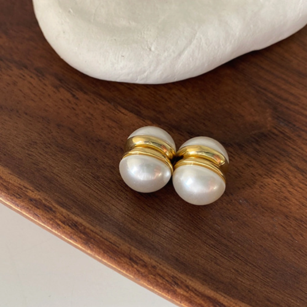 1 Pair of Delicate Stud Earrings Pearl Designed Magnetic Earrings Portable Fake Earrings