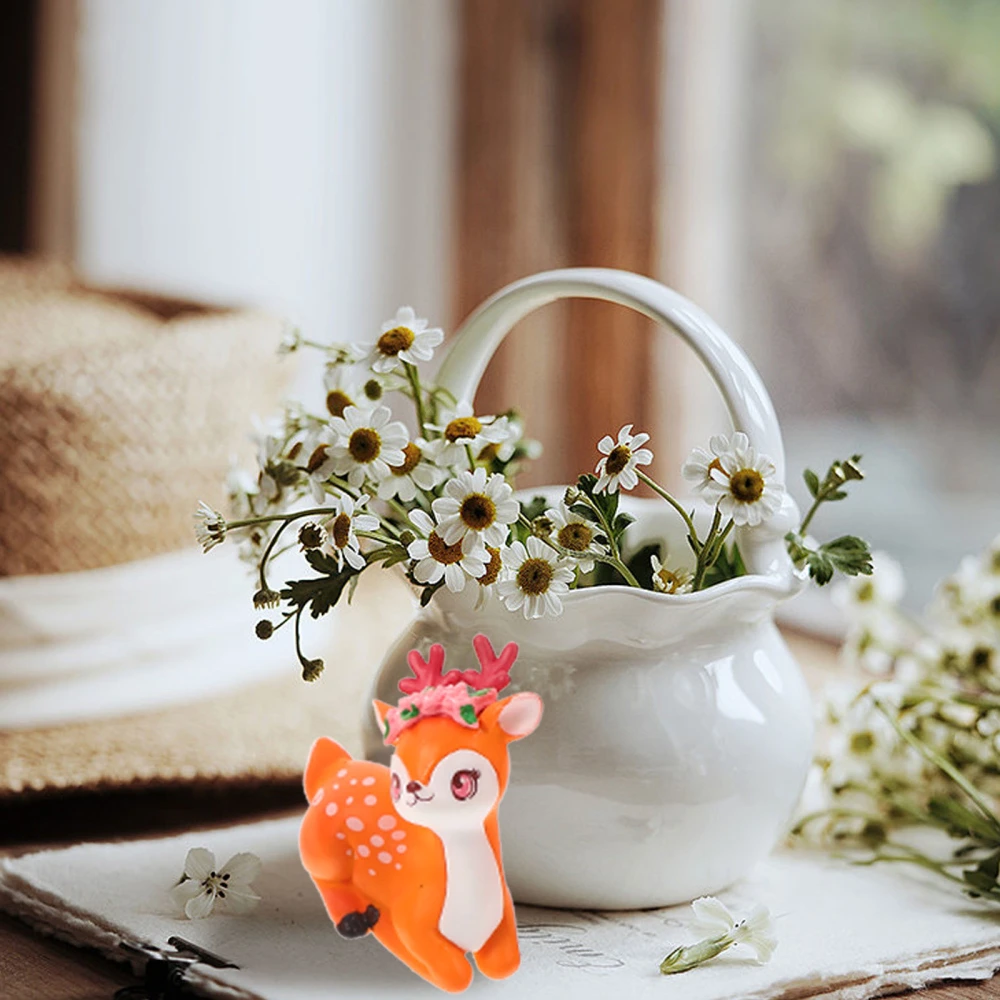 4pcs Cartoon Deer Figurines DIY Deer Statue Decoration for Desktop Flowerpot