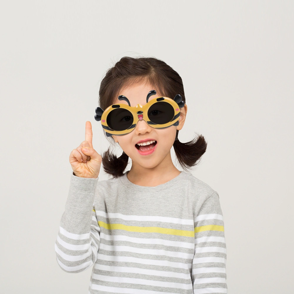 Lovely Cartoon Bee Design Sunglasses Children Use Eyewear Decorative Cartoon Plastic Sunglasses